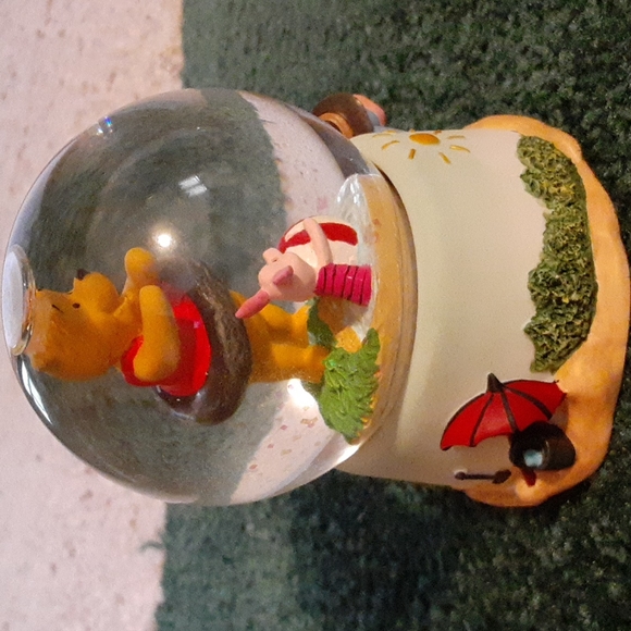 *July* Disney glitter globe, 4" tall - Picture 2 of 4